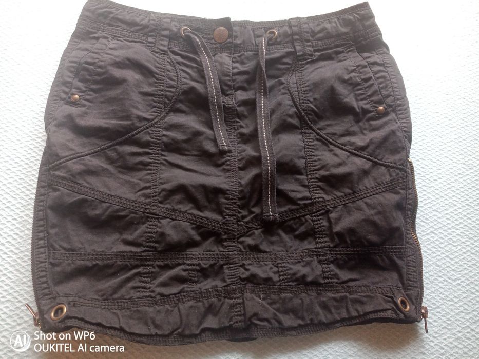 Дамска пола лятна къса и гуменки