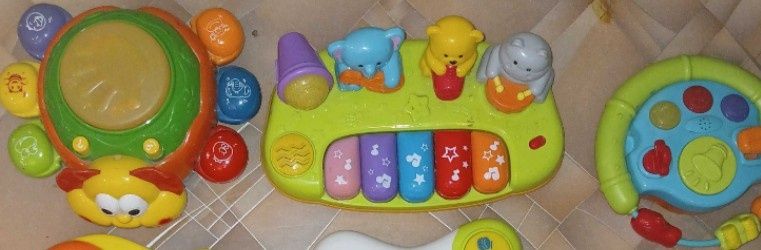 Игрушки  музыкальные