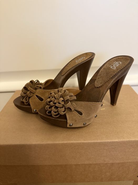 Papuci cu talpa din lemn - Gido - marimea 35 - noi