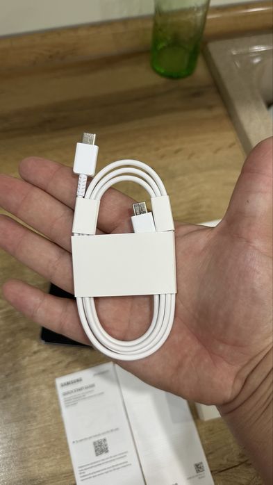 Продам Samsung A73 5G 128ГБ