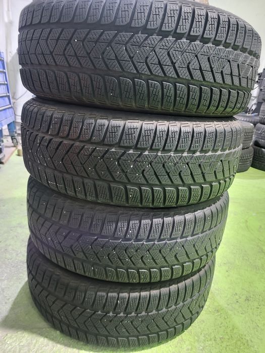4 бр зимни 215/55/18 Pirelli
