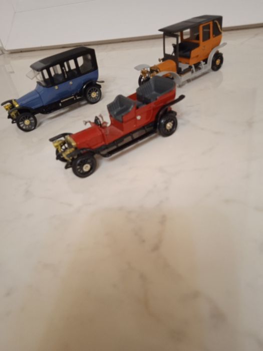 Модель автомобиля Руссо-Балт "Лимузин -Берлин"