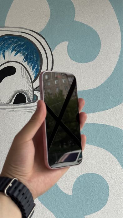 iPhone 15  128GB