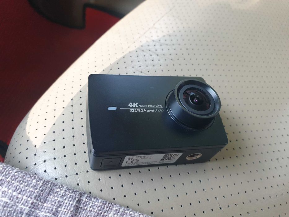 Экшн камера Xiaomi Yi 4K
