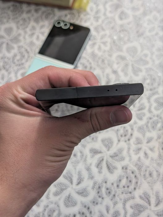 Samsung Galaxy S24 Ultra 12/256Gb 650$