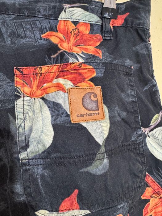 Carhartt Lincoln Single Knee shorts.