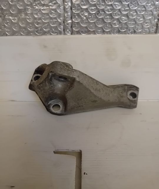 Suport Alternator 2.0 D 7804376-01 BMW Seria 3 E90/E91/E92/E93 (facel