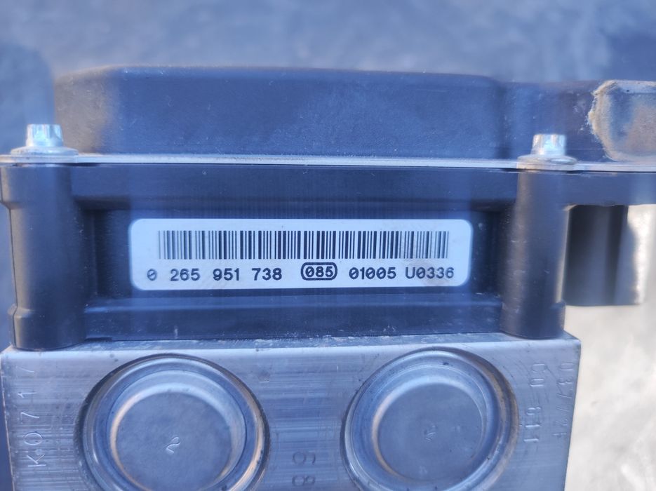 ABS модул за Пежо-5008,2.0HDI-150к.с.-два броя