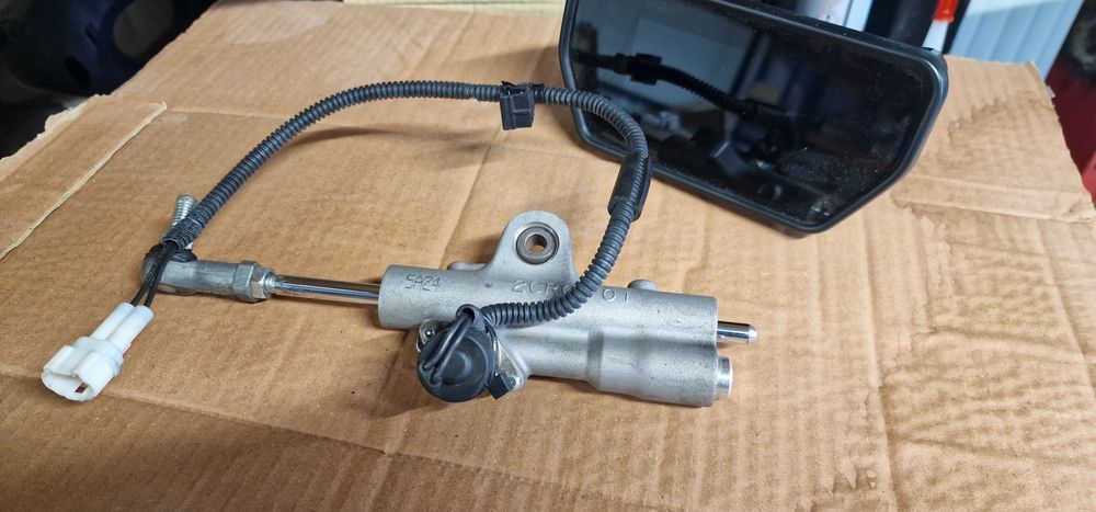 Motor complet YAMAHA  R1 M RN32 2015 2019 cadru cu acte OHLINS