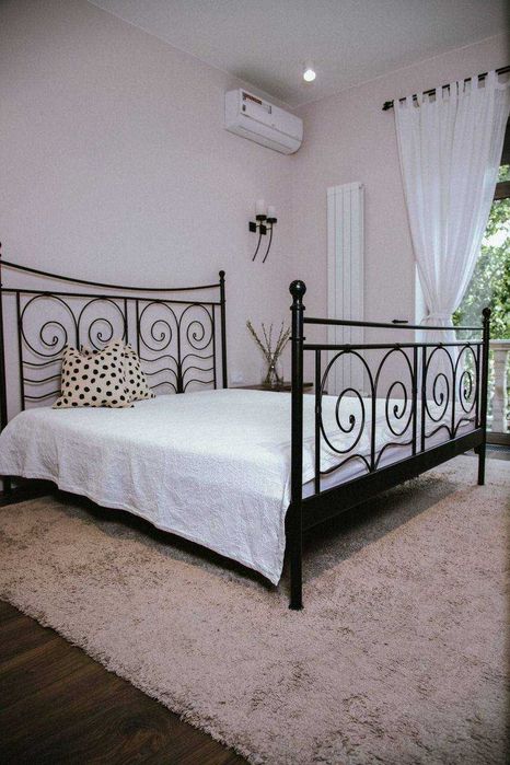 Ц-1 ориентир кафе Бибигон новостройка 3-комн4/9 квартира 125м²