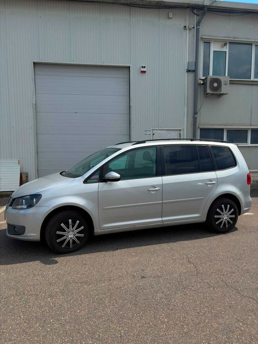 VW TOURAN 2011, 1.6 DIESEL, 2011