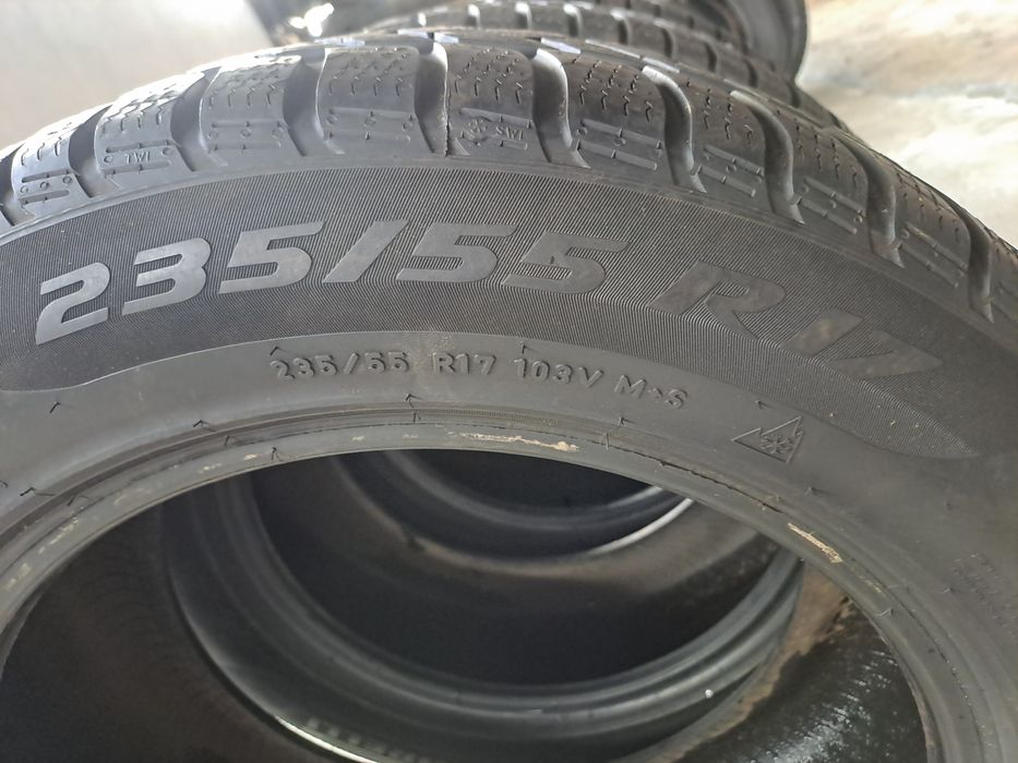 Шины 235 / 55 / 17 размер зимние