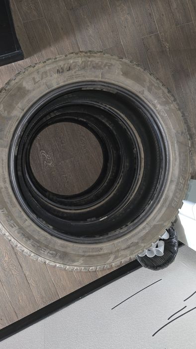 Продам шины 225/55/19