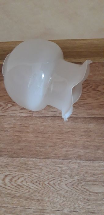 Плафоны  разные  , 2 шт. одинаковые