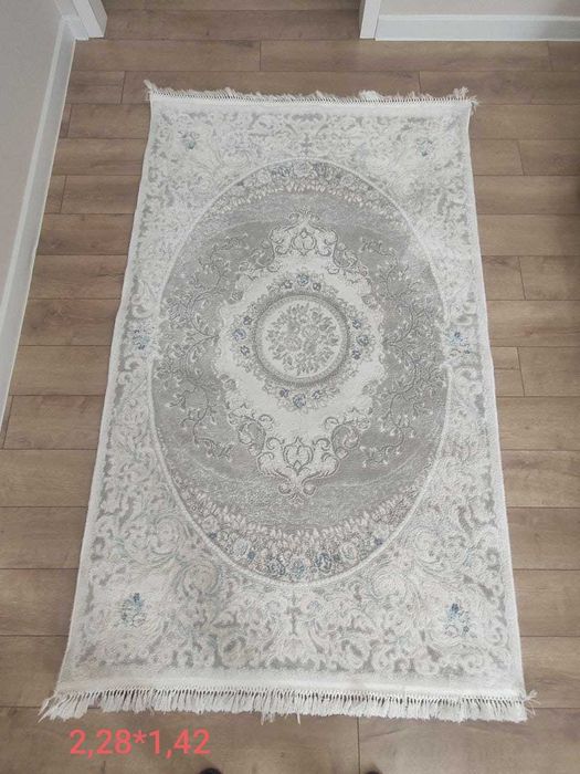 Ковер и ковровые дорожки  б/у.