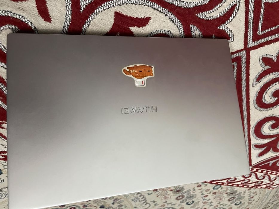 Huawei mate book d14