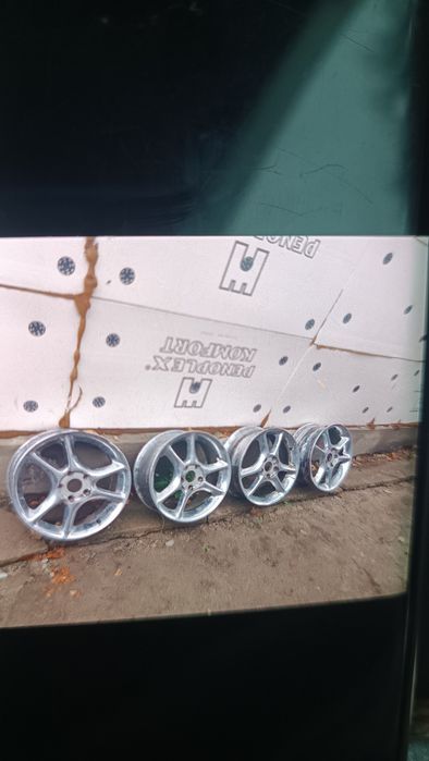 Продам диски тайота