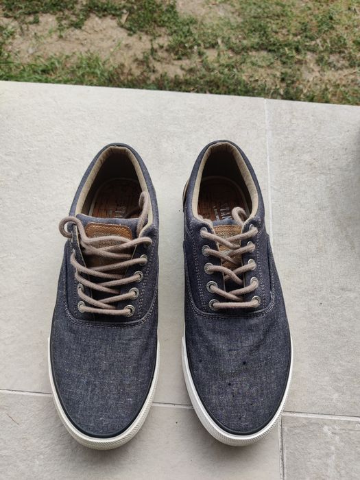 Papuci Mustang mărimea 40