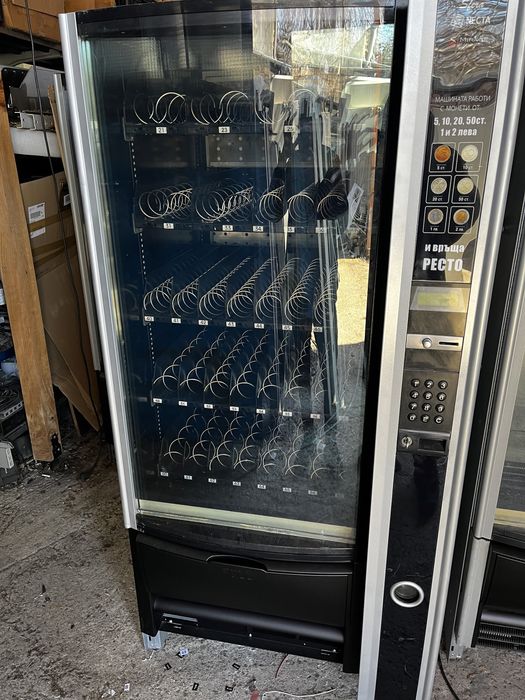 Хладилен вендинг автомат Некта Сфера Necta Sfera