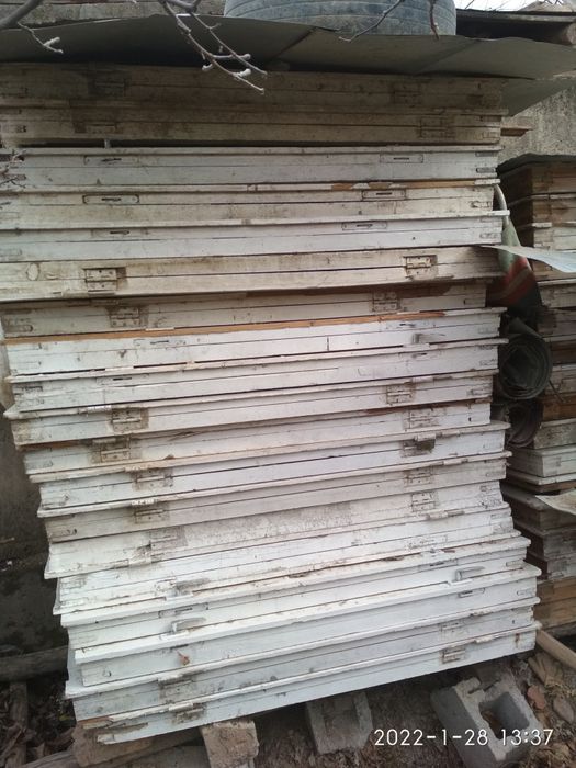 Deraza va romlar sotiladi