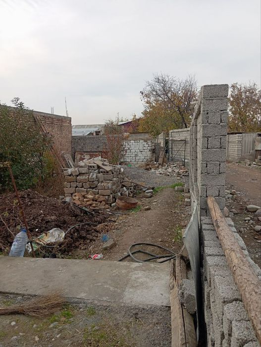 Quruĝ yer sotlad 2sotĝ maktab magazin masjd yaqin shahargacha 3kilamet