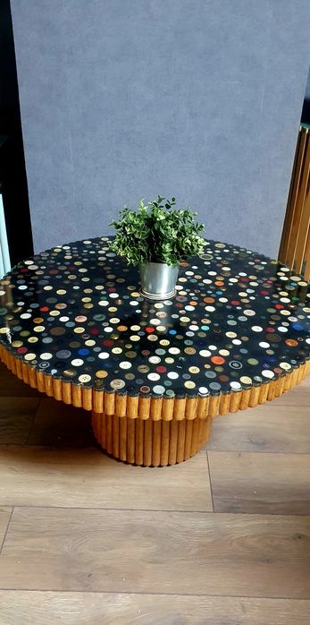 Холна маса с епоксидна смола