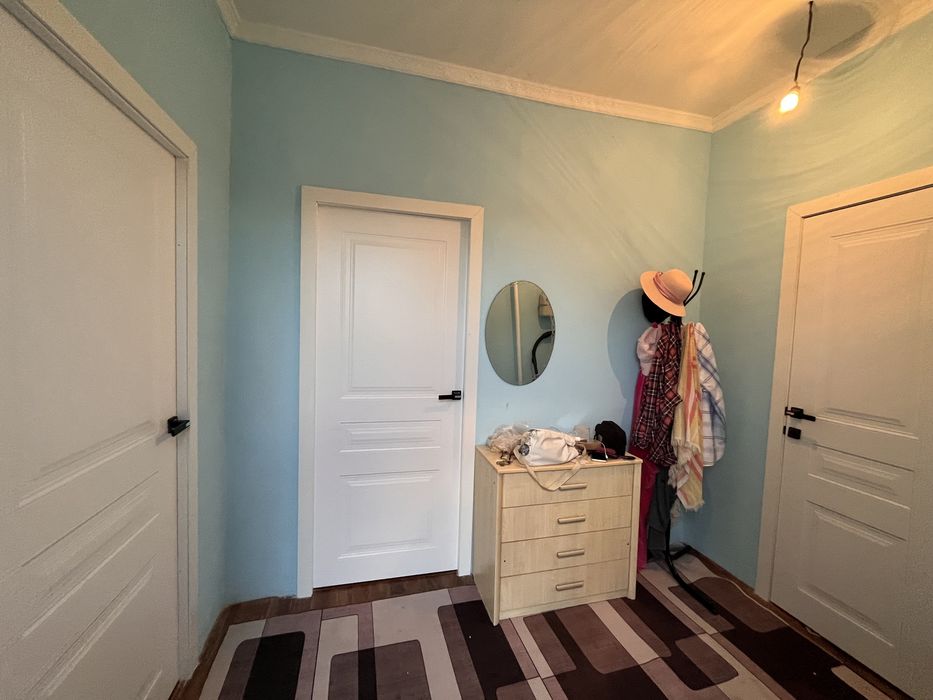 Дом и времянка в Арай