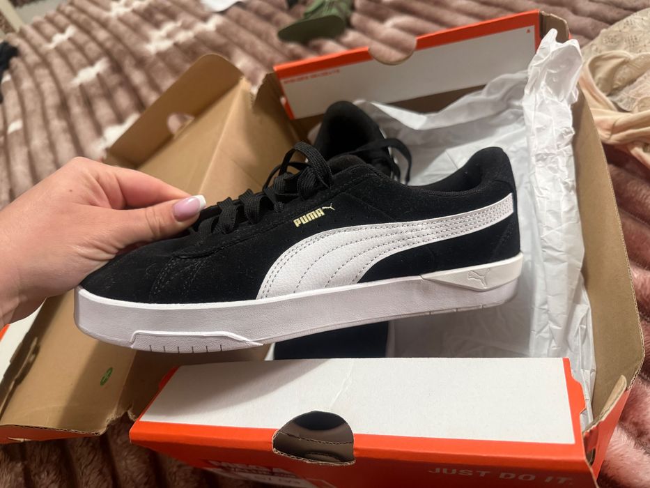 Обувки PUMA Чисто нови