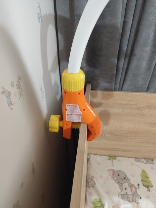 Музикална въртележка Winfun с прожектор