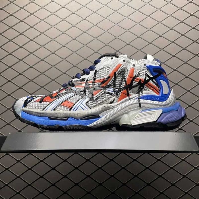 Balenciaga Runner - Black/Coral