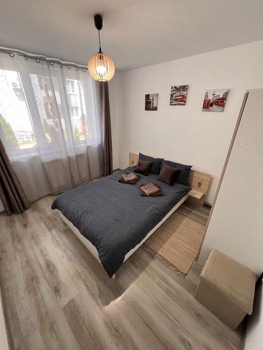 Cazare UNTOLD – Apartament 3 Camere + Parcare (Zona Vivo)