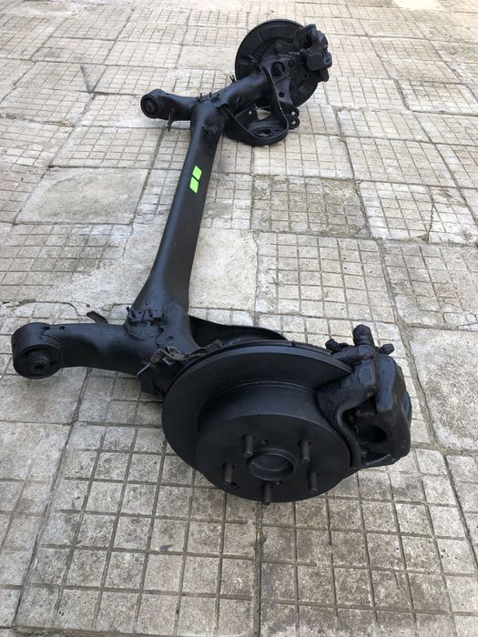 Заден мост за Тойота Версо/Verso 2009-2014г