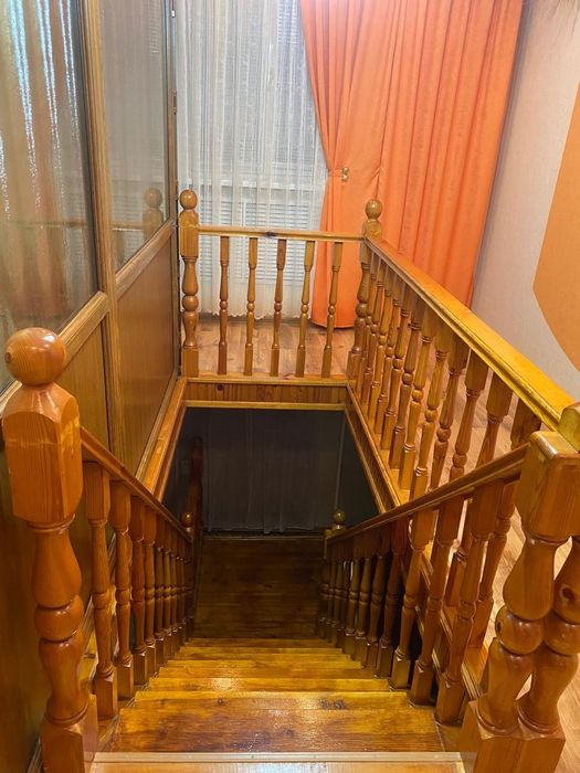 Дом 2-х этажный .