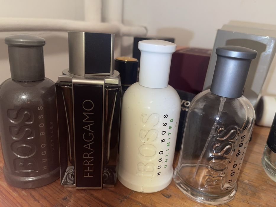 Vand sticle de parfum goale pentru coletie