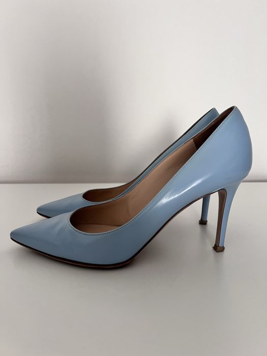 Gianvitto Rossi лодочки