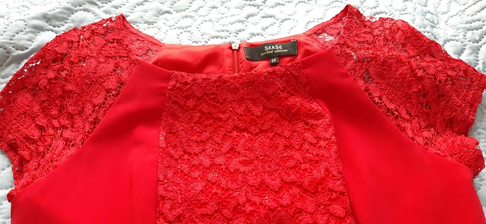 Rochie rosie ocazie