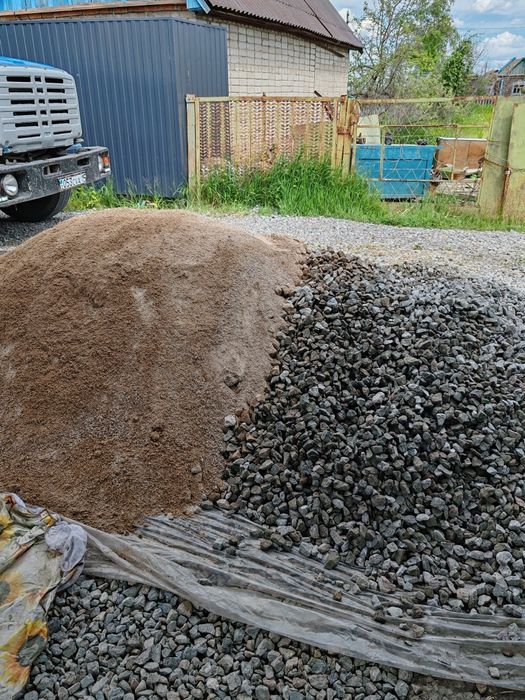 Перегной,чернозём,земля,песок, щебень