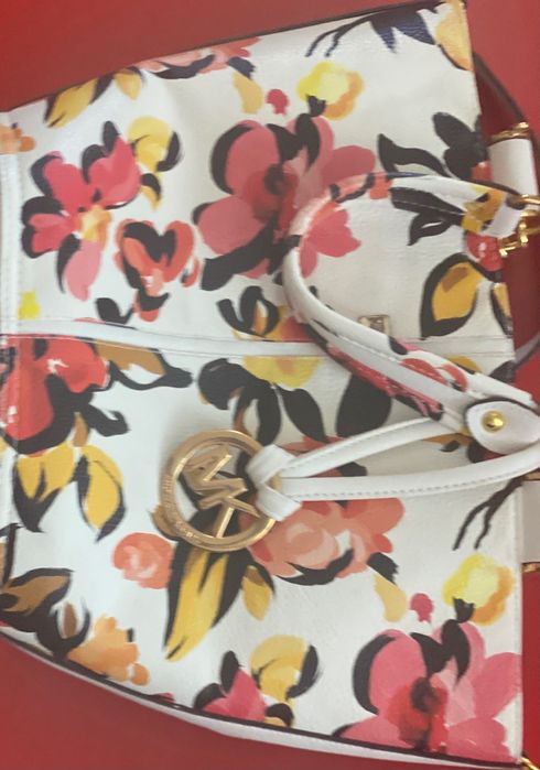 Michael Kors дамска чанта