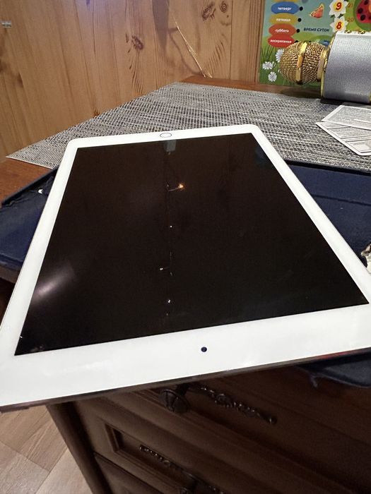 Ipad pro 32гб серый, отличном состоянии