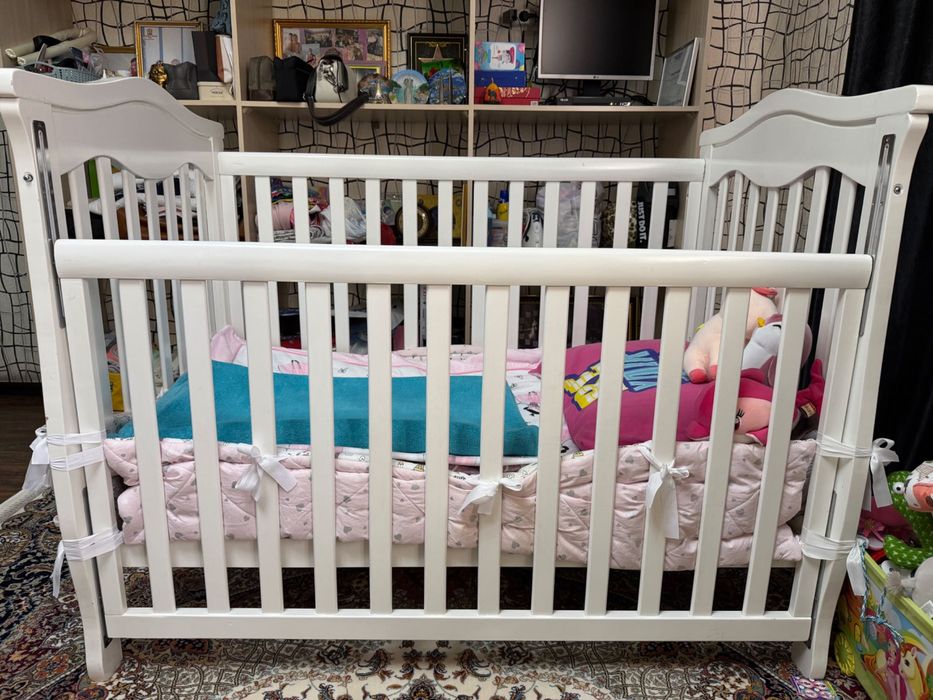 Детская кроватка