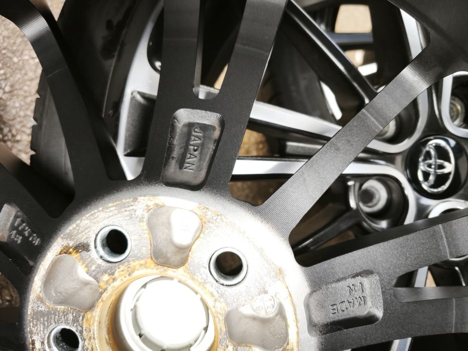 17" оригинални алуминиеви джанти за Subaru/Toyota.