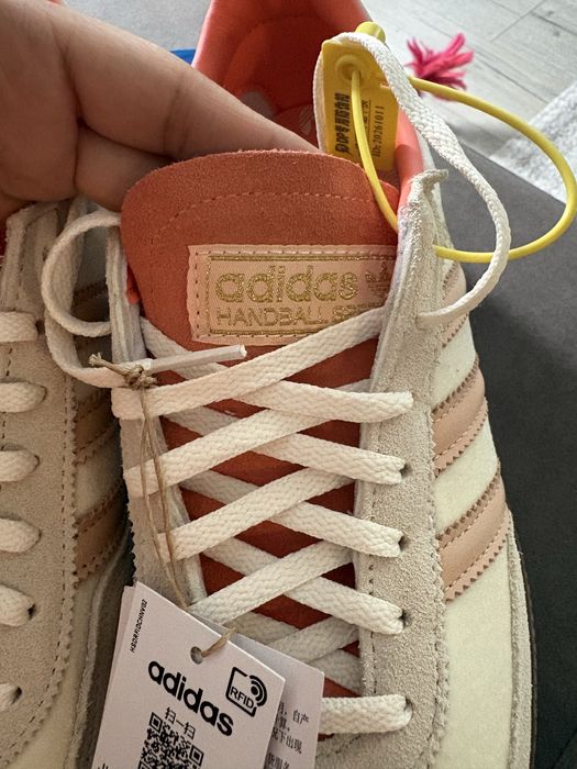 Продаю Кеды adidas