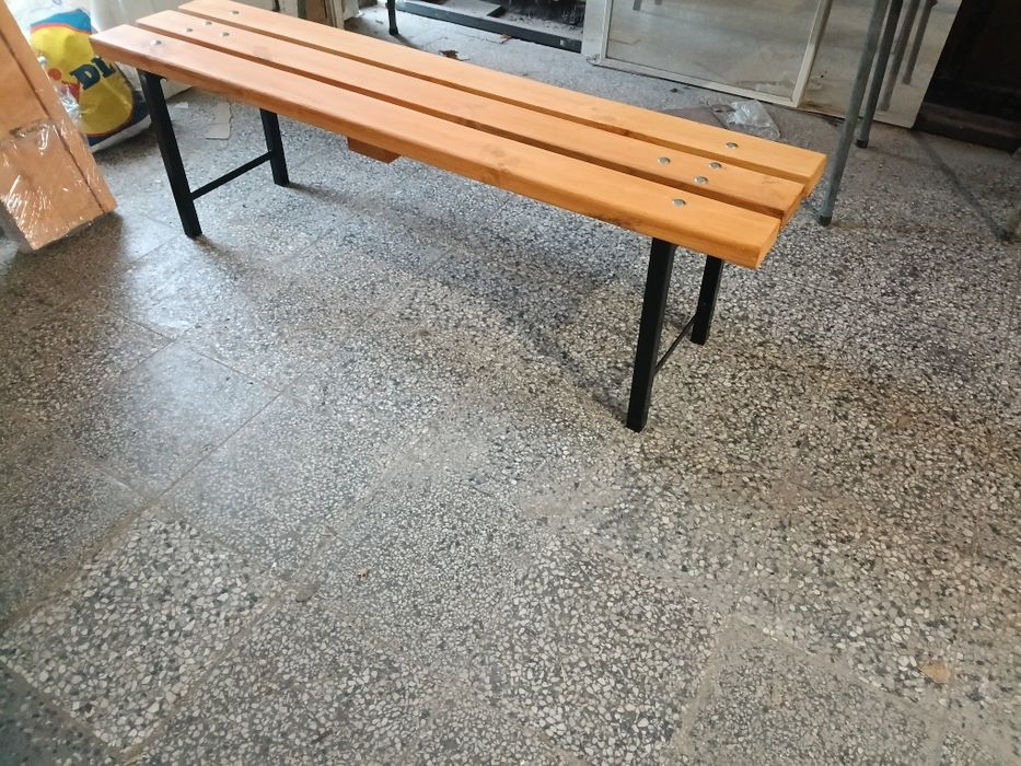 Пейка без облегалка.