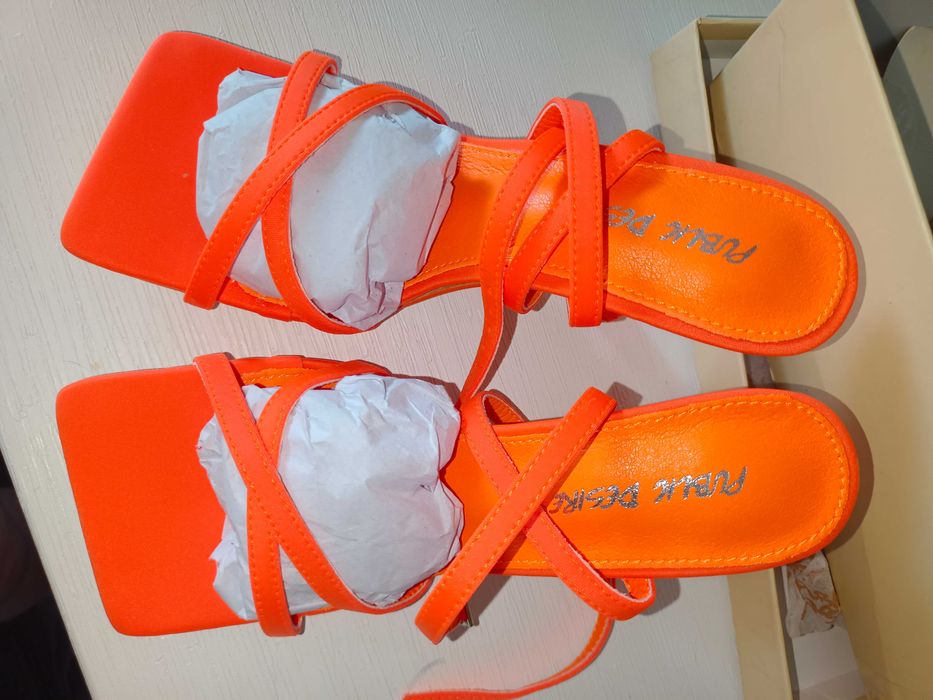 Босоножки Public Desire 35 новые