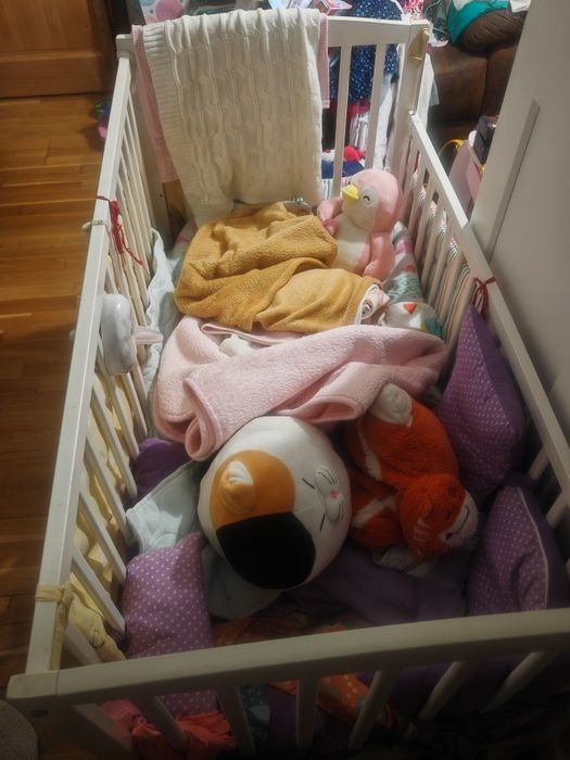PĂTUȚ CO-SLEEPER DIN LEMN – ca nou– 300 lei