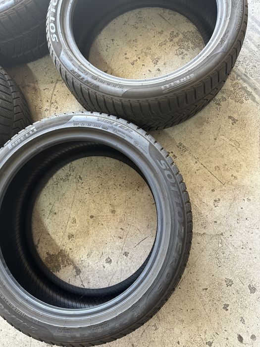 Anvelope Pirelli Sottozero 245 40 18