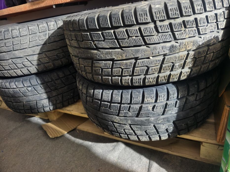 Шины зимние R20 265/50