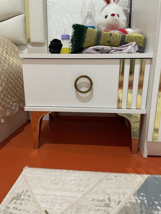 Спалный гарнитур сатылады