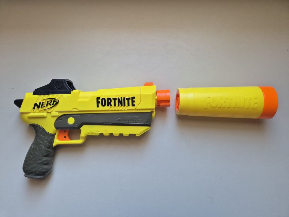 Пистолет Nerf Fortnite