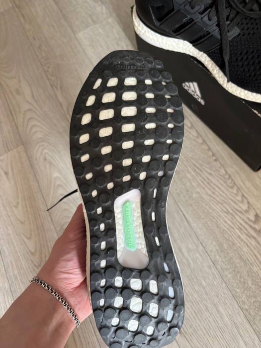 Кроссовки Adidas оригинал!!!